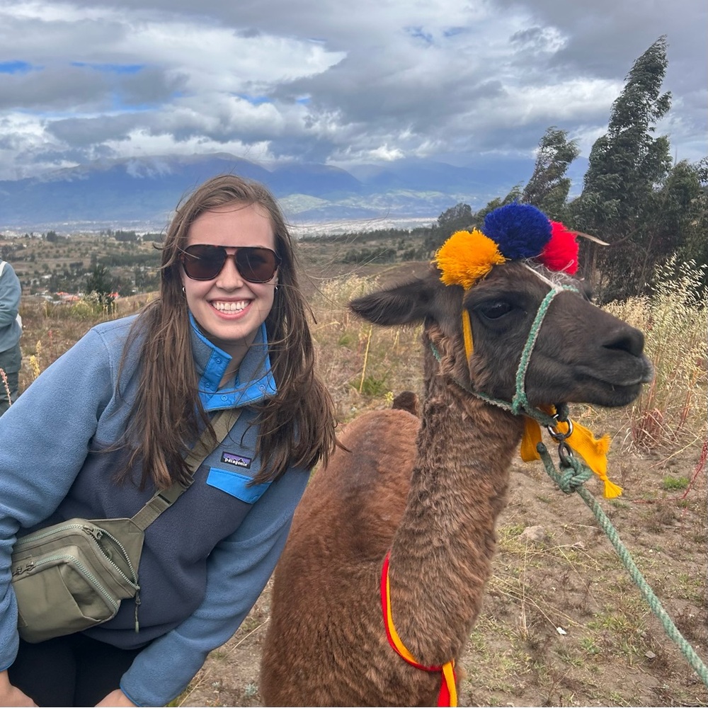 Meet your Posher, Claire